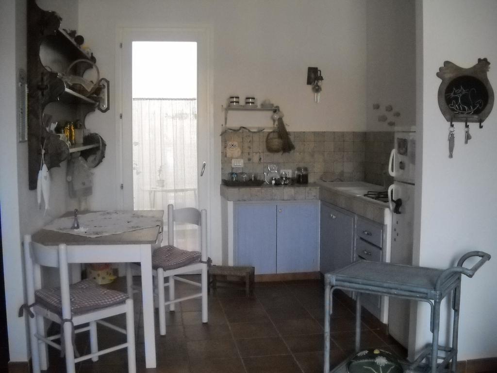 B&B Il Gatto Pescatore Стинтино Экстерьер фото